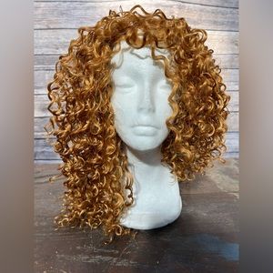 Shoulder length curly wig
